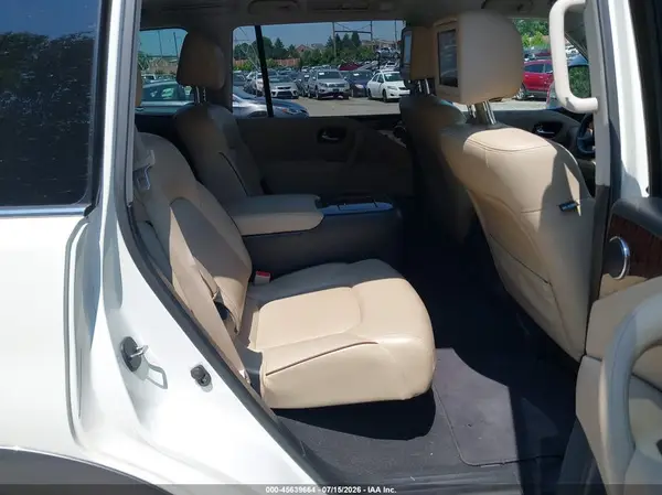 JN8AY2NE9JX700318 2018 NISSAN ARMADA - Image 8