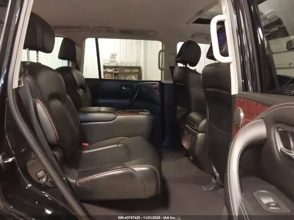 JN8AY2NEXH9707812 2017 NISSAN ARMADA - Image 8