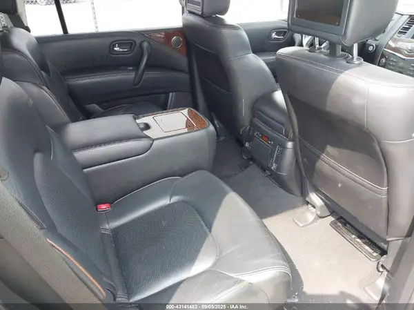JN8AY2NEXJ9733901 2018 NISSAN ARMADA - Image 8