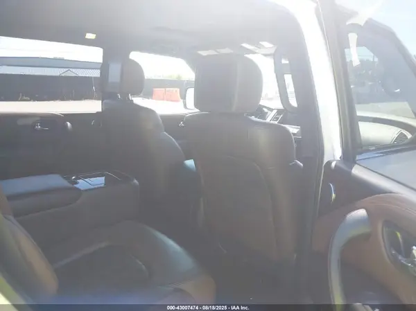 JN8AY2NEXJ9734384 2018 NISSAN ARMADA - Image 8