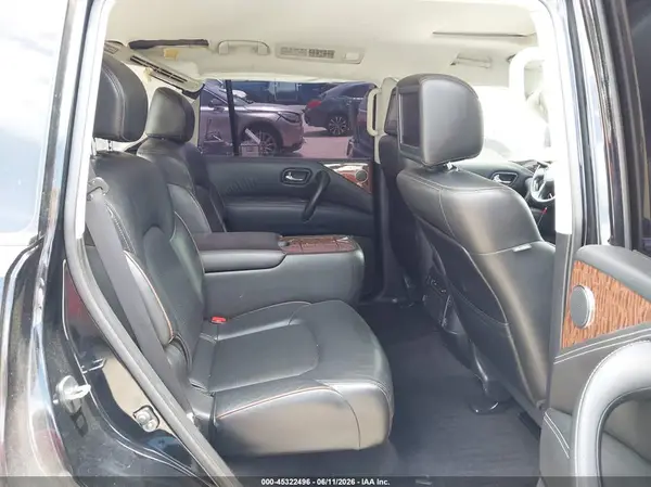 JN8AY2NF0J9330261 2018 NISSAN ARMADA - Image 8