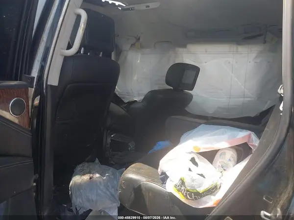 JN8AY2NF1J9330964 2018 NISSAN ARMADA - Image 8
