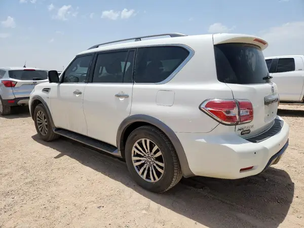 JN8AY2NF1J9333024 2018 NISSAN ARMADA - Image 2