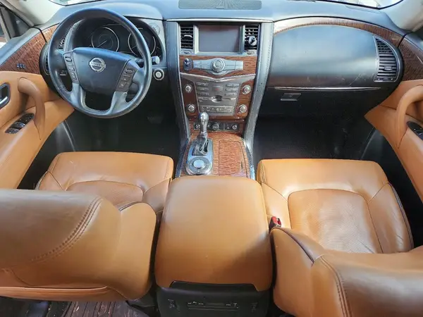 JN8AY2NF2H9300172 2017 NISSAN ARMADA - Image 8