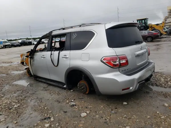 JN8AY2NF3J9330707 2018 NISSAN ARMADA - Image 2