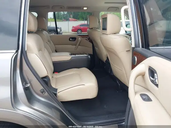 JN8AY2NF3K9351025 2019 NISSAN ARMADA - Image 8