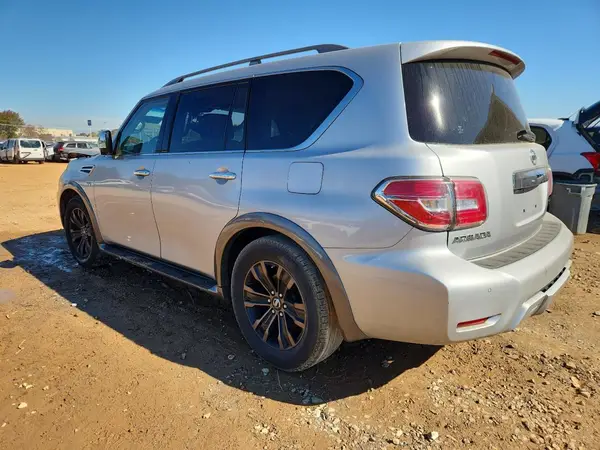 JN8AY2NF4H9304045 2017 NISSAN ARMADA - Image 2