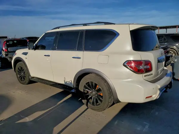 JN8AY2NF4J9330960 2018 NISSAN ARMADA - Image 2