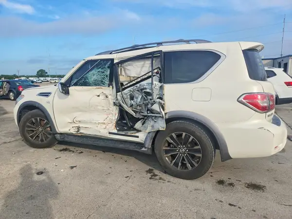 JN8AY2NF4J9330991 2018 NISSAN ARMADA - Image 2