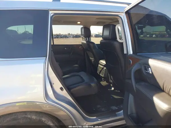 JN8AY2NF4J9331493 2018 NISSAN ARMADA - Image 8