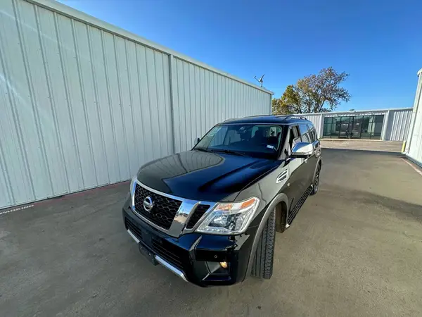 JN8AY2NF5J9331809 2018 NISSAN ARMADA - Image 2