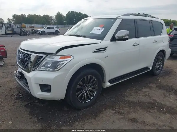 JN8AY2NF5K9351267 2019 NISSAN ARMADA - Image 2