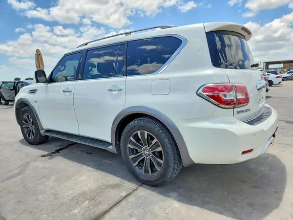 JN8AY2NF6H9300322 2017 NISSAN ARMADA - Image 2