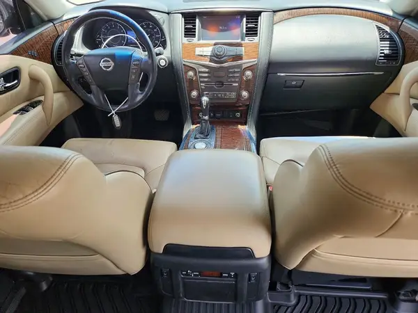 JN8AY2NF6H9300322 2017 NISSAN ARMADA - Image 8