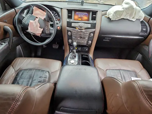 JN8AY2NF8J9332047 2018 NISSAN ARMADA - Image 8