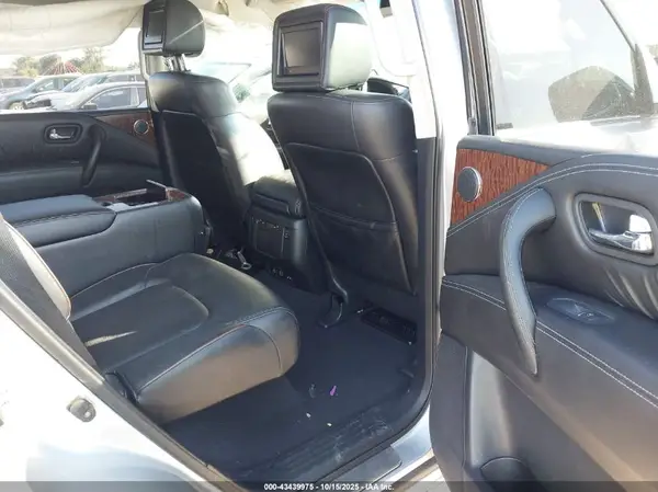 JN8AY2NF9H9301576 2017 NISSAN ARMADA - Image 8