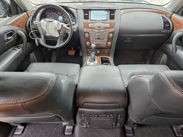 JN8AY2NF9L9361060 2020 NISSAN ARMADA - Image 8
