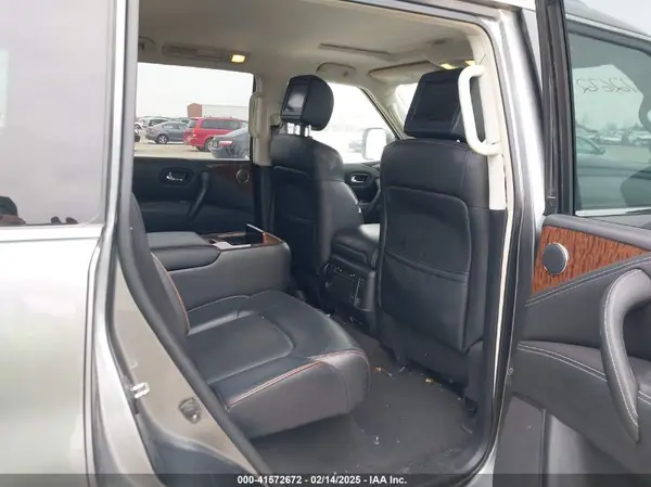 JN8AY2NFXJ9330364 2018 NISSAN ARMADA - Image 8