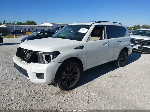 JN8AY2NFXJ9333572 2018 NISSAN ARMADA - Image 2