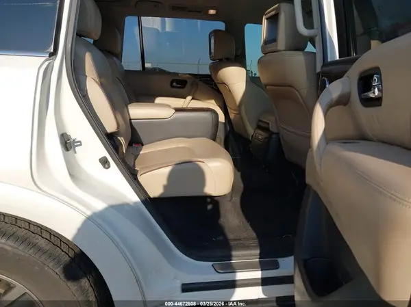 JN8AY2NFXK9353001 2019 NISSAN ARMADA - Image 8