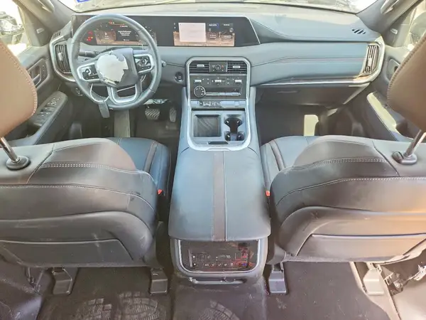JN8AY3BA7S9000648 2025 NISSAN ARMADA - Image 8