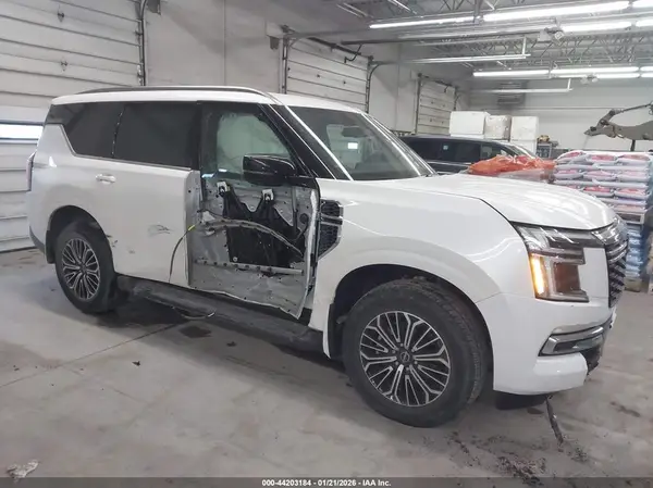 JN8AY3BD2S9300026 2025 NISSAN ARMADA - Image 1
