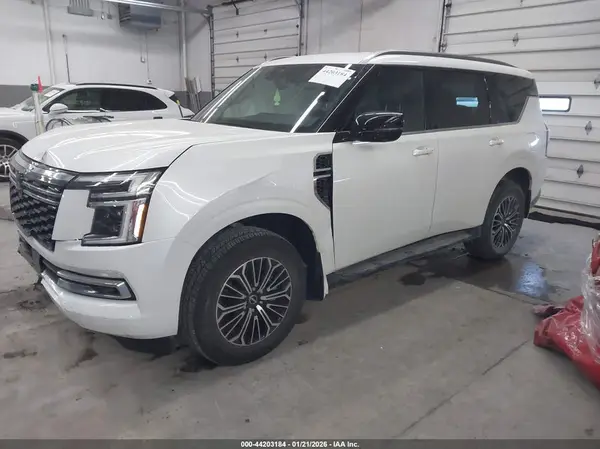 JN8AY3BD2S9300026 2025 NISSAN ARMADA - Image 2