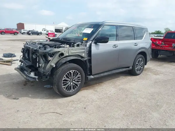 JN8AY3BD7S9300636 2025 NISSAN ARMADA - Image 2