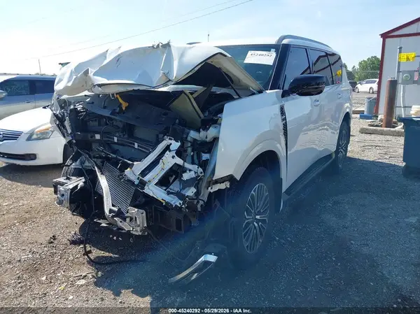 JN8AY3BE2S9401057 2025 NISSAN ARMADA - Image 2