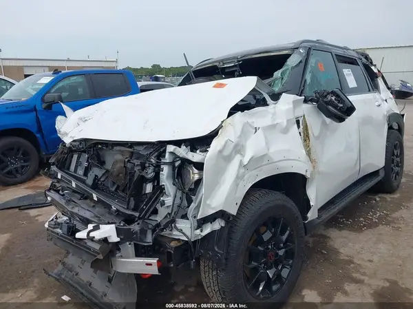 JN8AY3DB9T9141244 2026 NISSAN ARMADA - Image 2