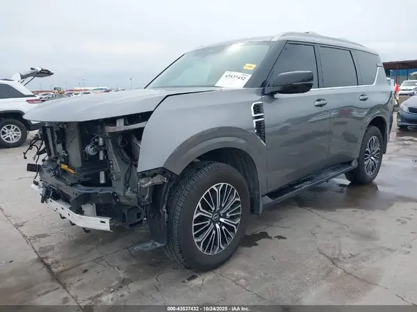 JN8AY3EA0S9000955 2025 NISSAN ARMADA - Image 2