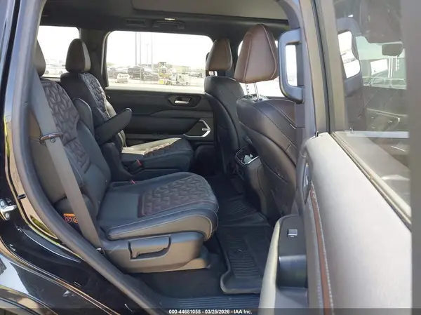 JN8AY3EA2S9002464 2025 NISSAN ARMADA - Image 8