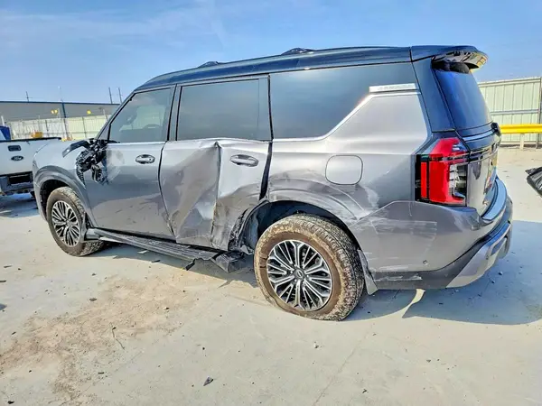 JN8AY3EA3T9015001 2026 NISSAN ARMADA - Image 2