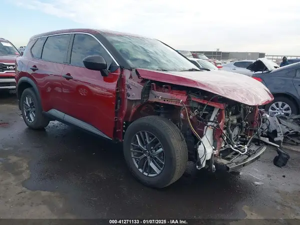 JN8BT3AA4PW003164 2023 NISSAN ROGUE - Image 1