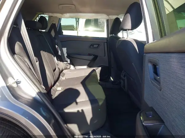 JN8BT3AA7PW410167 2023 NISSAN ROGUE - Image 8