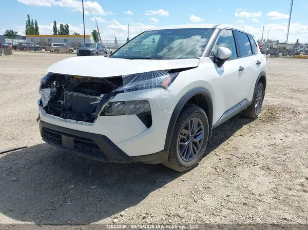 JN8BT3AB0RW437173 2024 NISSAN ROGUE - Image 2