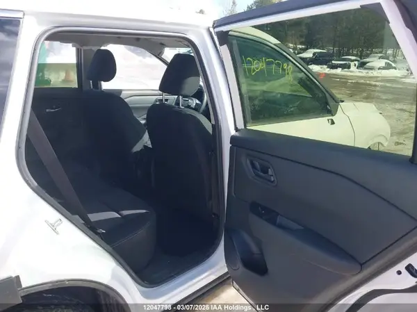 JN8BT3AB2RW426479 2024 NISSAN ROGUE - Image 8