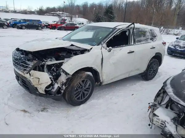 JN8BT3AB2SW421045 2025 NISSAN ROGUE - Image 2