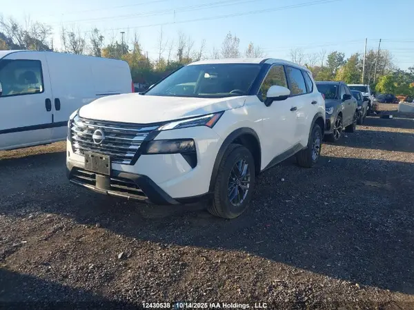 JN8BT3AB5SW418172 2025 NISSAN ROGUE - Image 2