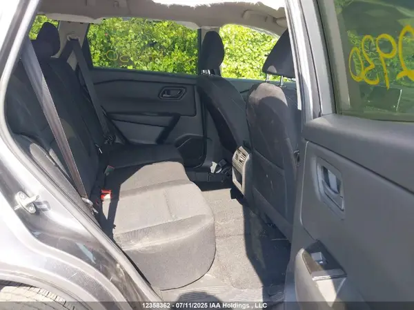 JN8BT3AB6RW442930 2024 NISSAN ROGUE - Image 8