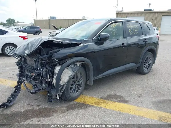 JN8BT3AB7RW430463 2024 NISSAN ROGUE - Image 2