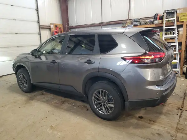 JN8BT3AB7RW445299 2024 NISSAN ROGUE - Image 2
