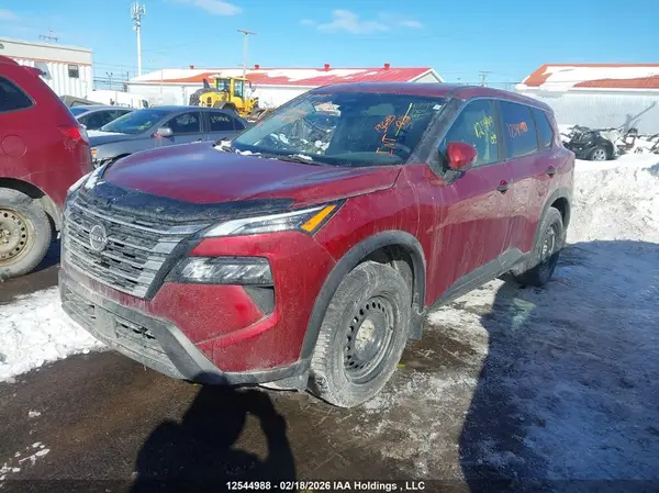 JN8BT3AB8RW179176 2024 NISSAN ROGUE - Image 2