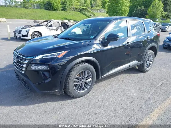 JN8BT3AB8RW447742 2024 NISSAN ROGUE - Image 2