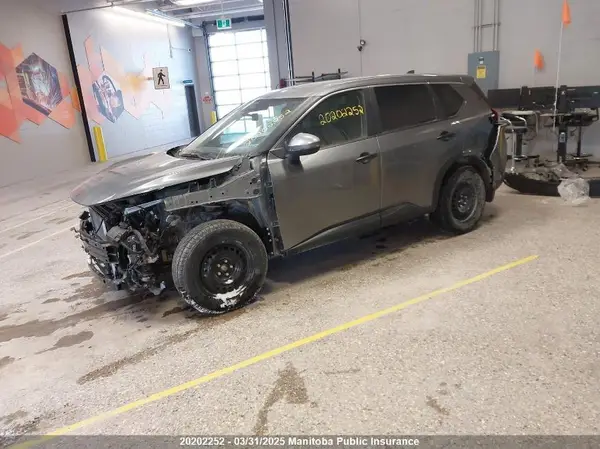 JN8BT3AB9RW423854 2024 NISSAN ROGUE - Image 2