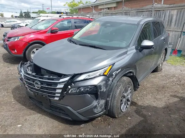 JN8BT3AB9SW173943 2025 NISSAN ROGUE - Image 2