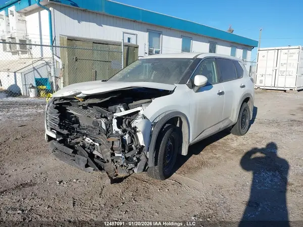 JN8BT3ABXSW424100 2025 NISSAN ROGUE - Image 2