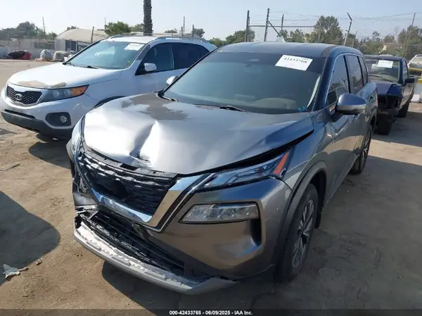 JN8BT3BA0PW001880 2023 NISSAN ROGUE - Image 2