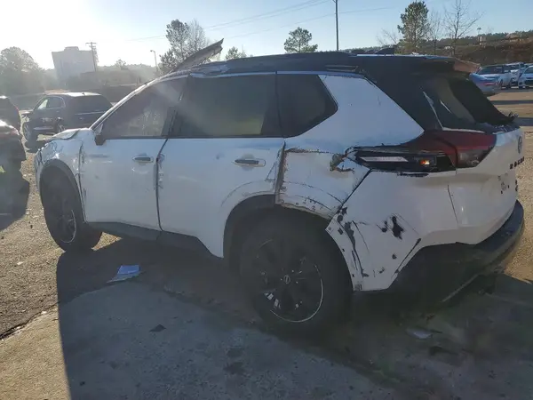 JN8BT3BA0PW006898 2023 NISSAN ROGUE - Image 2