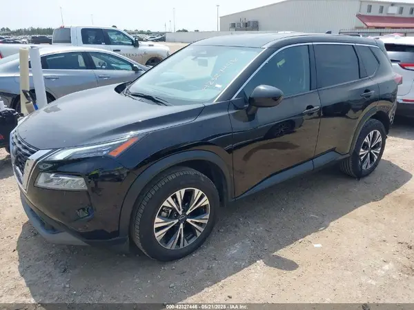 JN8BT3BA0PW420988 2023 NISSAN ROGUE - Image 2